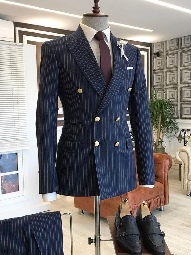 Men's black lined suit 